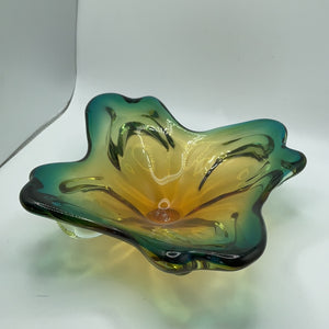 Blue/yellow flower bowl