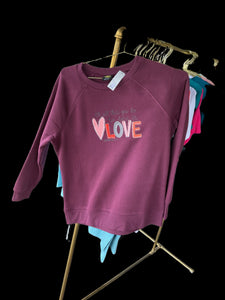 Love Sweatshirt - Jr. Medium