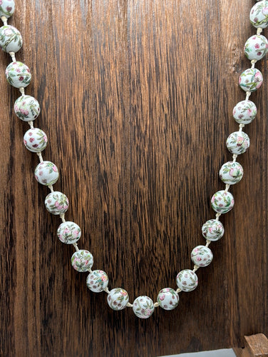 Enamel bead necklace