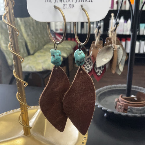 Antique gold hoops w/ leather dangling & turquoise stone