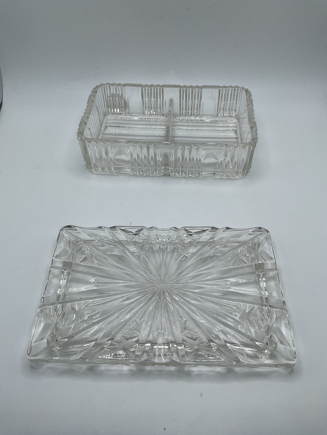 Glass holder with lid